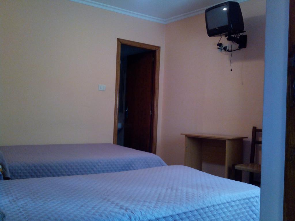 Pension Las Palmeras Lalín Zimmer foto